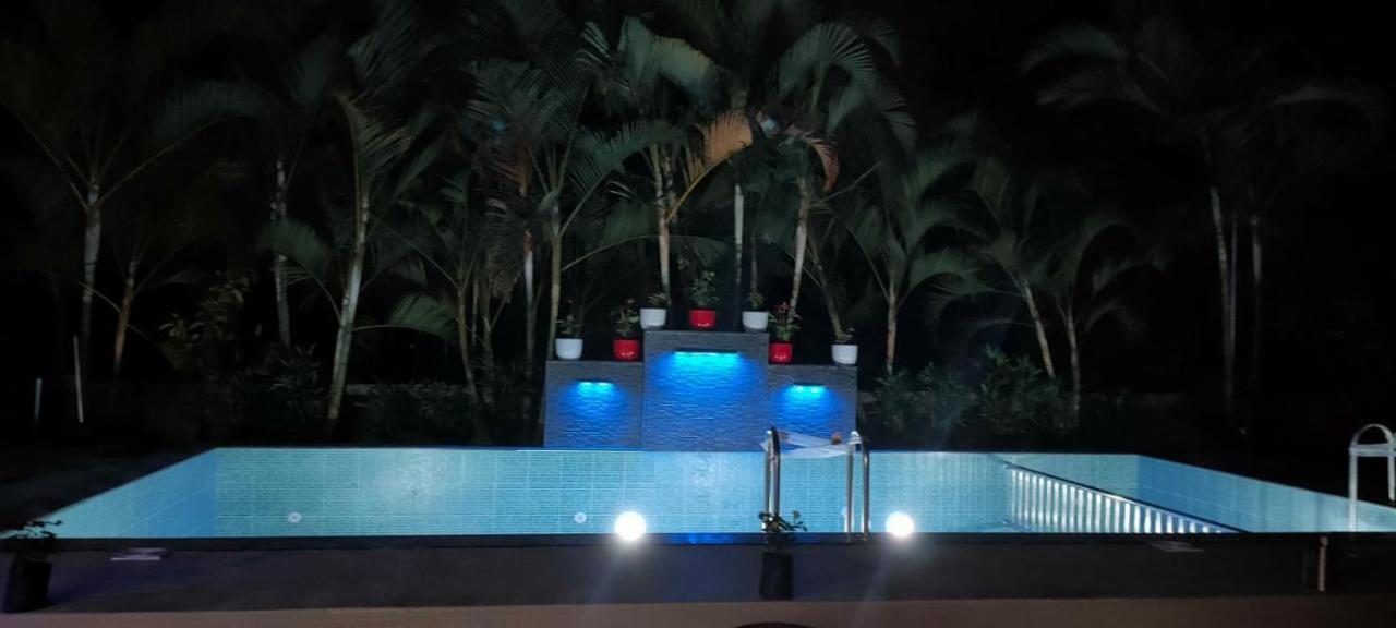 Three Roots Holiday Home Resort Sultan Bathery Exterior foto